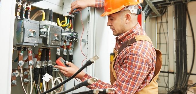6 things to look for in professional electrical services